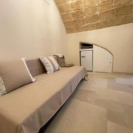 La Piccola Sanremo - Room & Coffee - Monopoli Εξωτερικό φωτογραφία